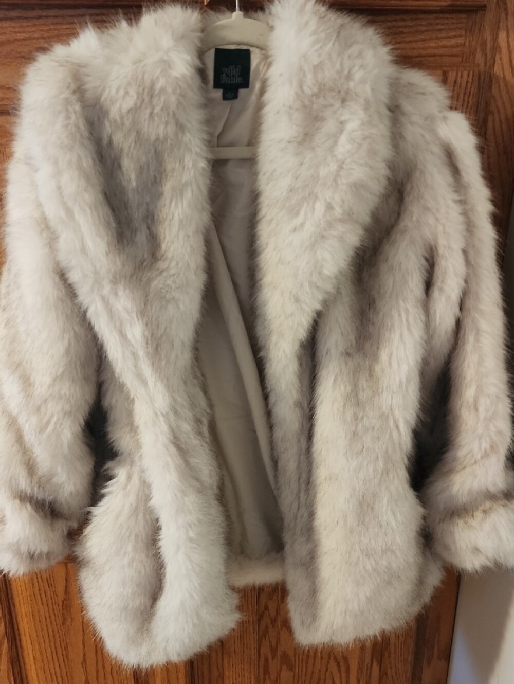 Wild Fable Plush Faux Fur Teddy Jacket in Light Cream / Gray-ish Size Small